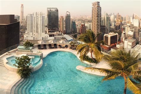 Luxury Hotels & Destinations .